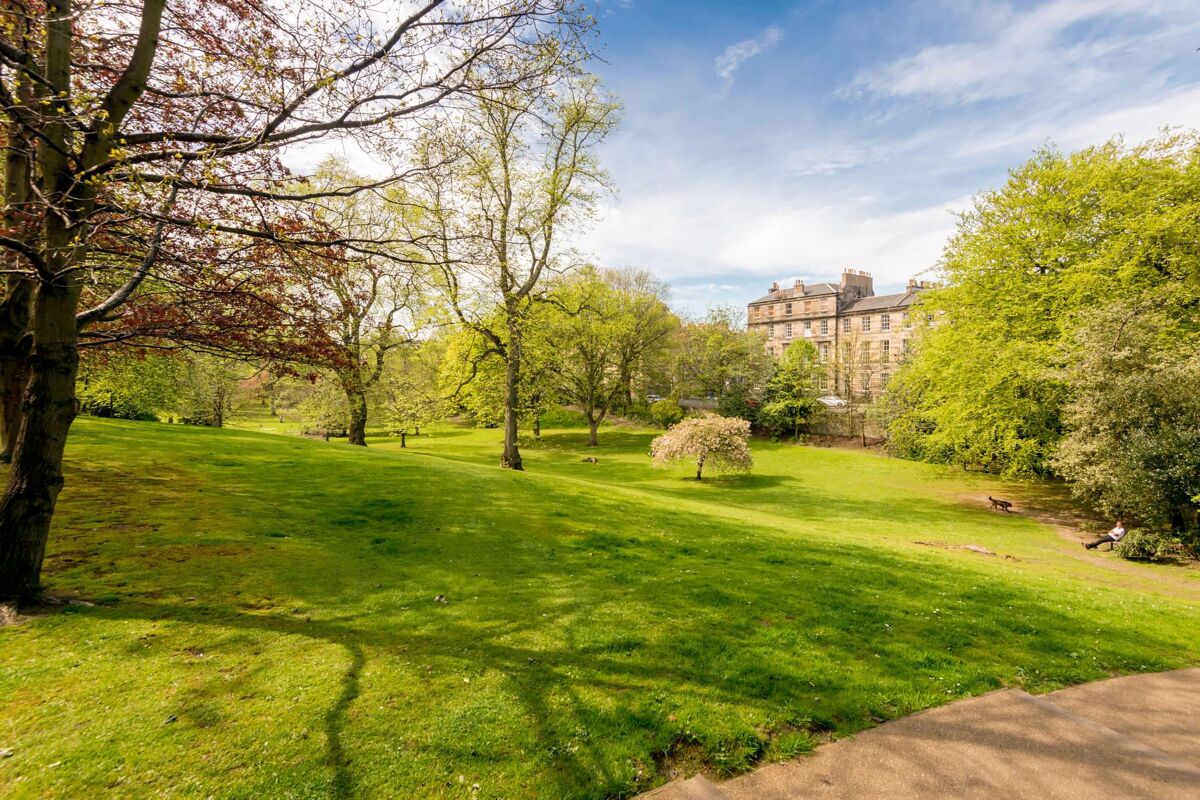 flat for sale in York Place, Edinburgh, Midlothian, EH1 ENH012028143