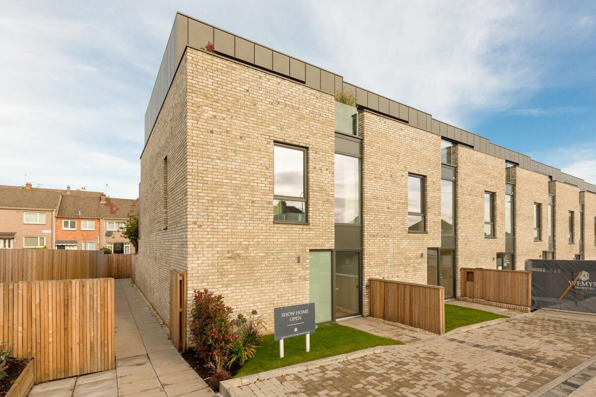 house for sale in Craigleith Road, Edinburgh, Midlothian, EH4