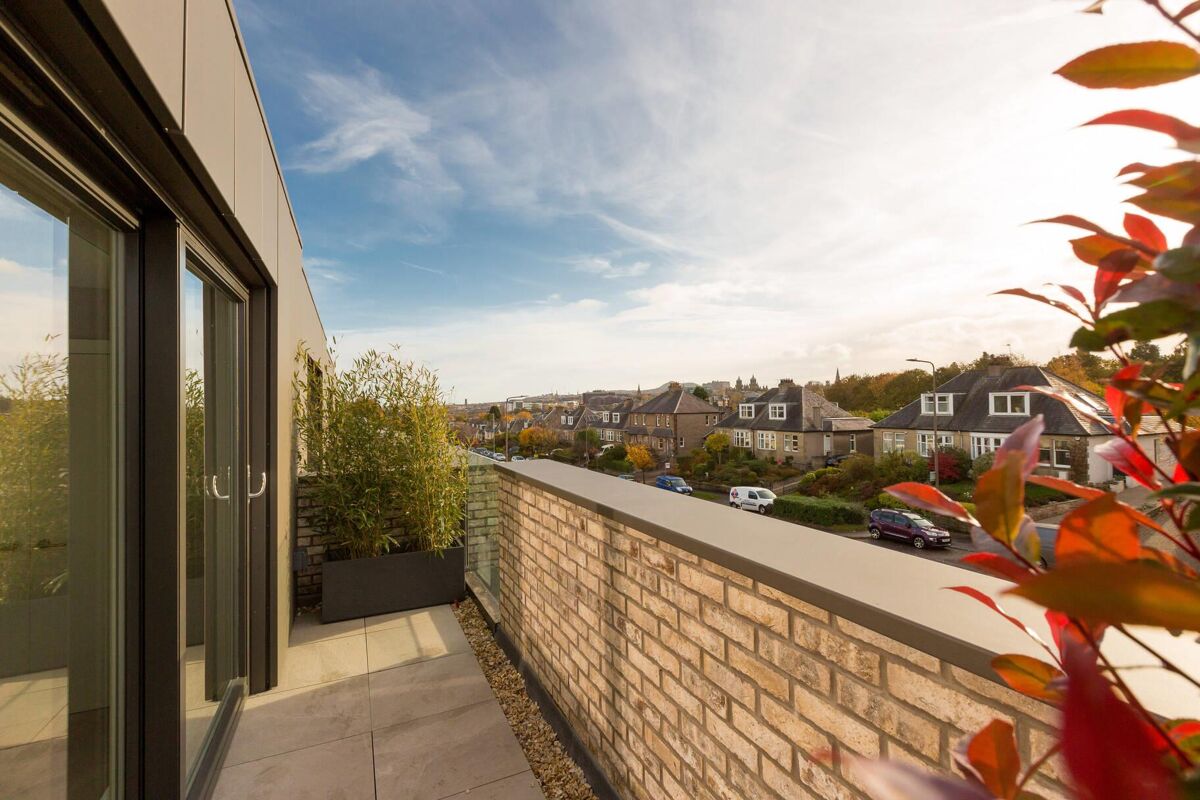 townhouse for sale in Craigleith Road, Edinburgh, EH4 ENH012080161