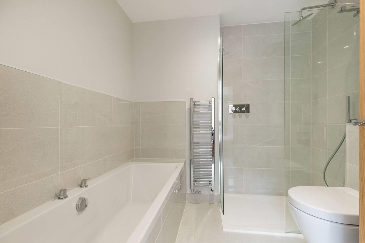 house for sale in Broughton Place Lane, Edinburgh, Midlothian, EH1 ENH190087 Knight Frank