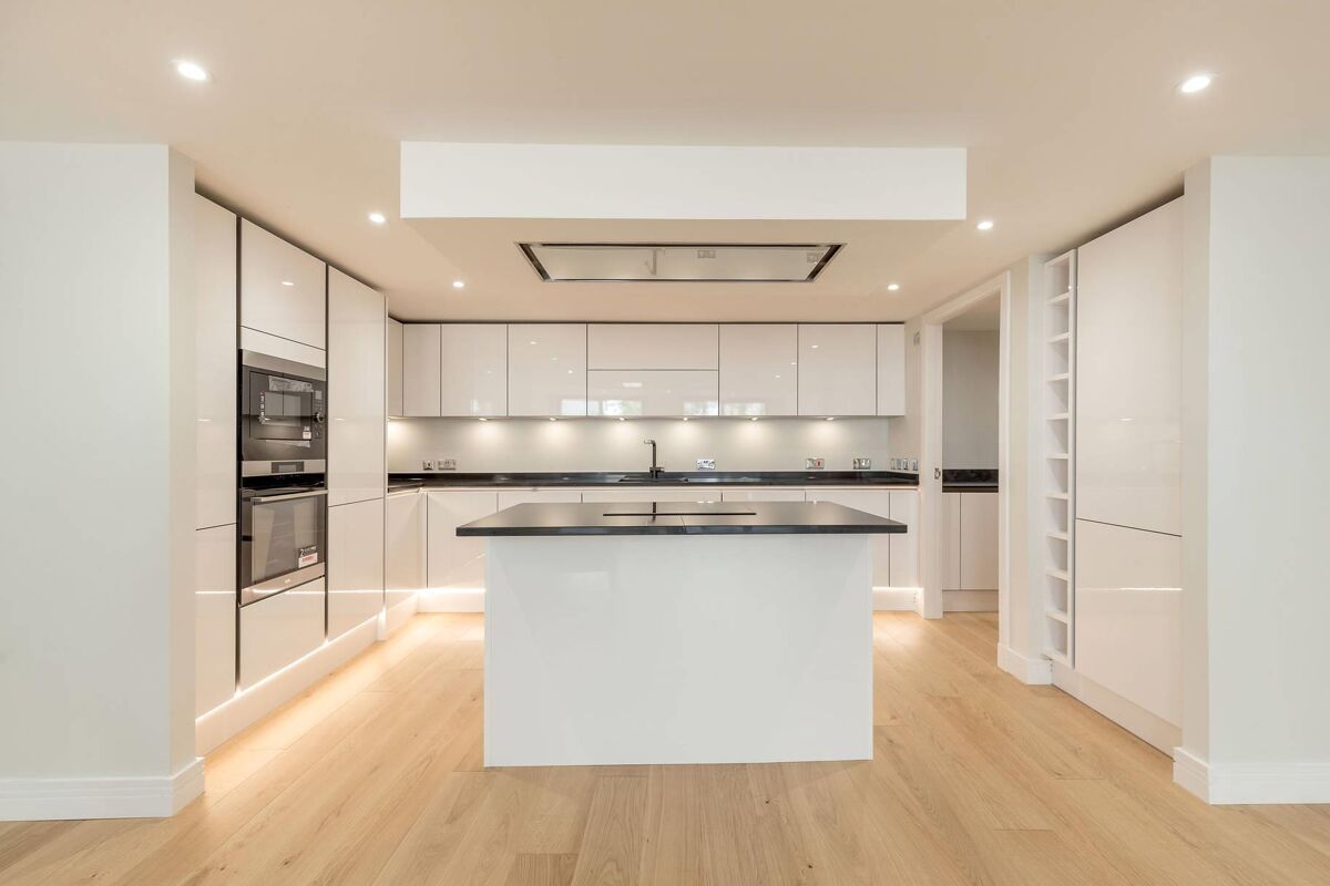 house for sale in Broughton Place Lane, Edinburgh, Midlothian, EH1 ENH190087 Knight Frank