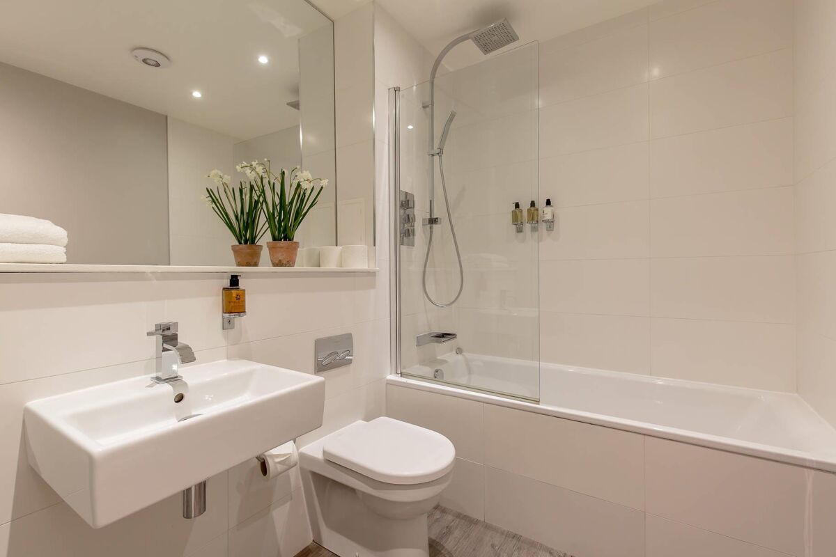 flat for sale in Rutland Square, Edinburgh, Midlothian, EH1 ENH190096