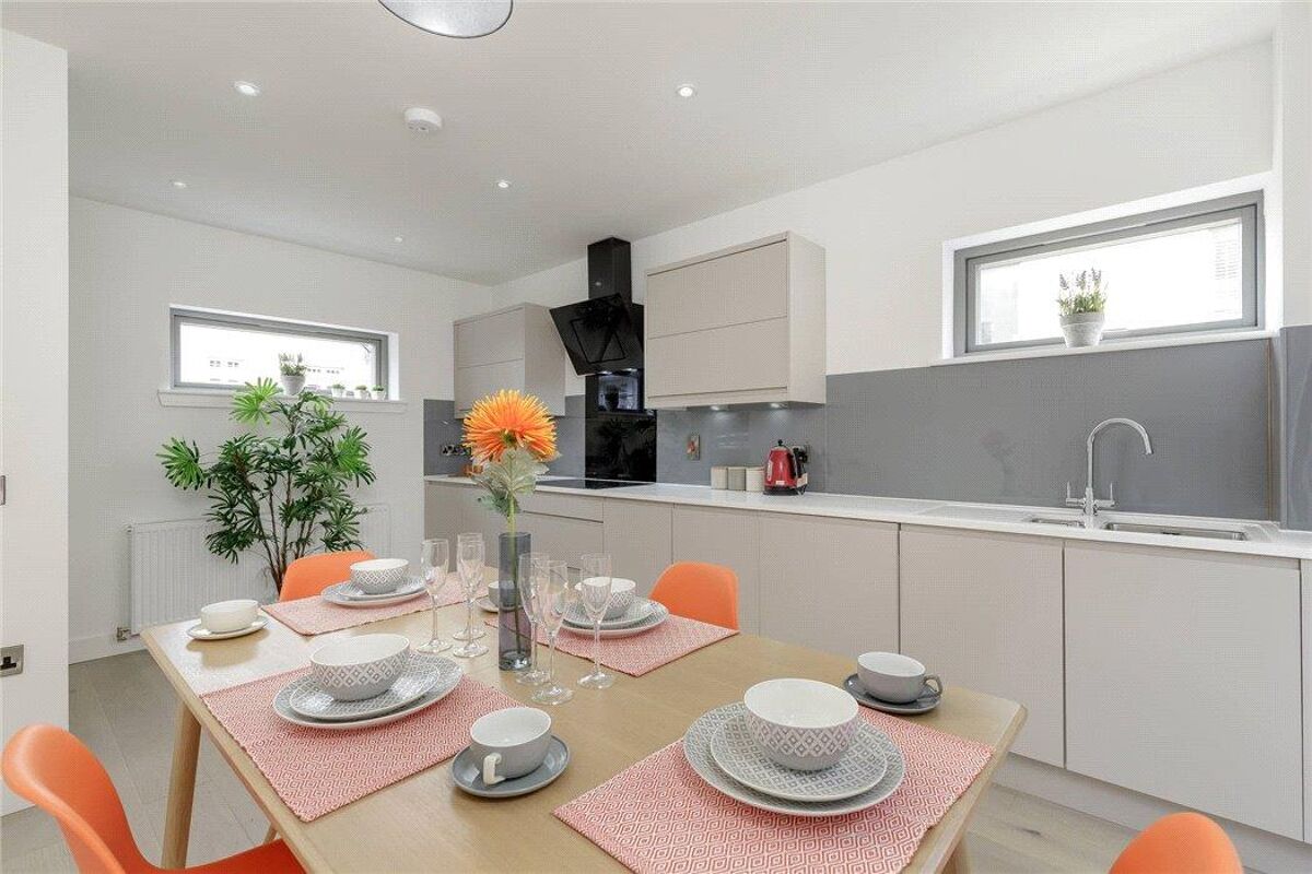 house for sale in Underwoods Grove, Edinburgh, Midlothian, EH13