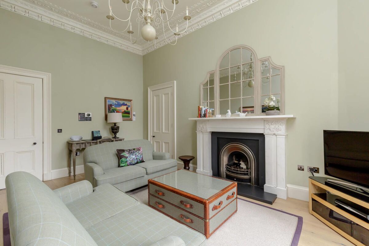 flat for sale in Rutland Square, Edinburgh, Midlothian, EH1 ENH190113