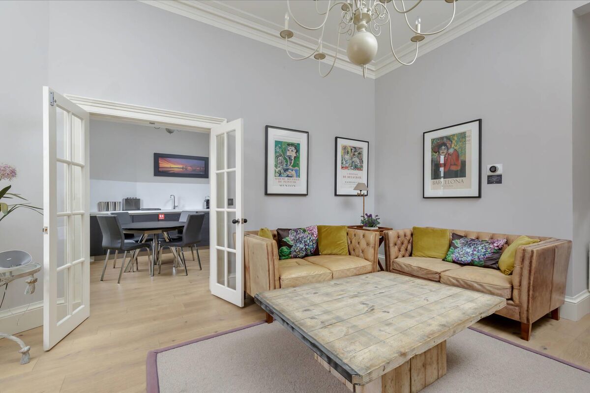 flat for sale in Rutland Square, Edinburgh, Midlothian, EH1