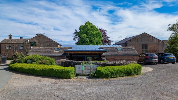 Picture of 7,491 sqft Office (Bus. Park) for sale.