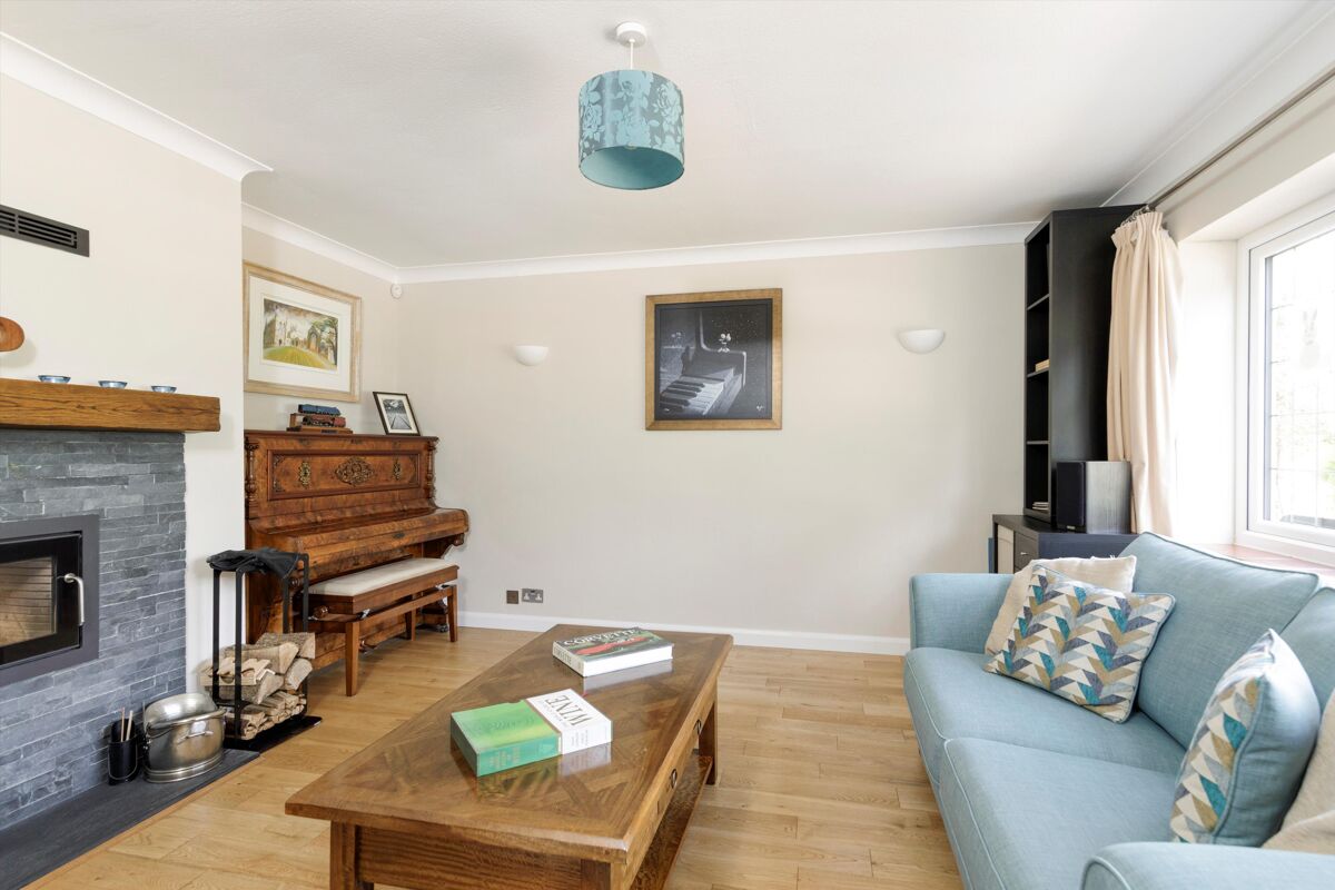 house for sale in Hermitage Close, Claygate, Esher, Surrey, KT10