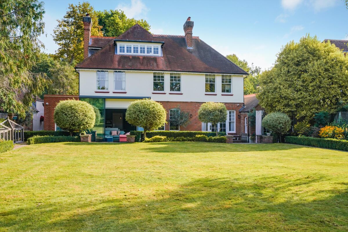 house for sale in Littleworth Common Road, Esher, Surrey, KT10