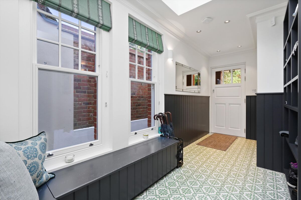 house for sale in Littleworth Common Road, Esher, Surrey, KT10