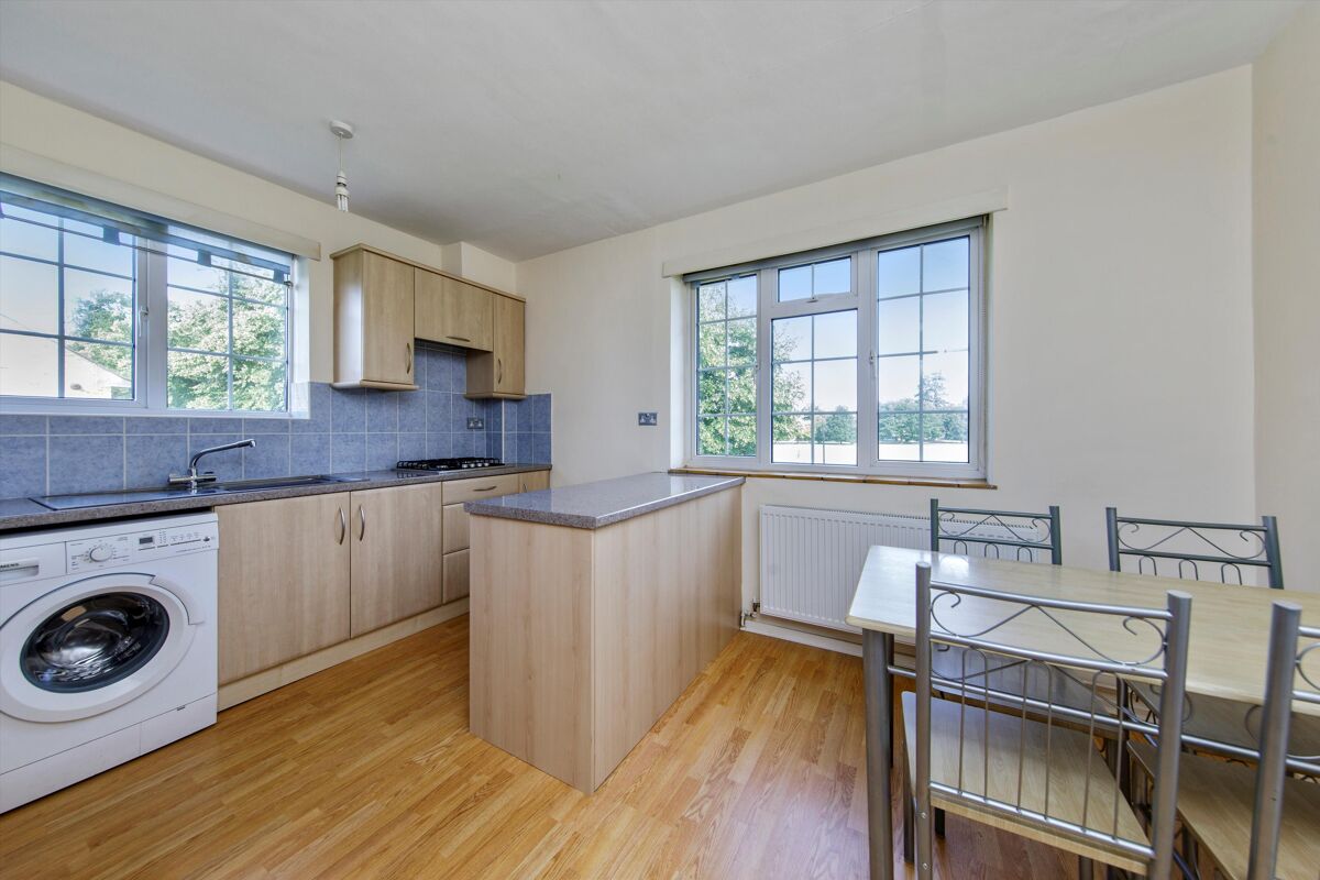 flat for sale in Giggs Hill Gardens, Thames Ditton, Surrey, KT7