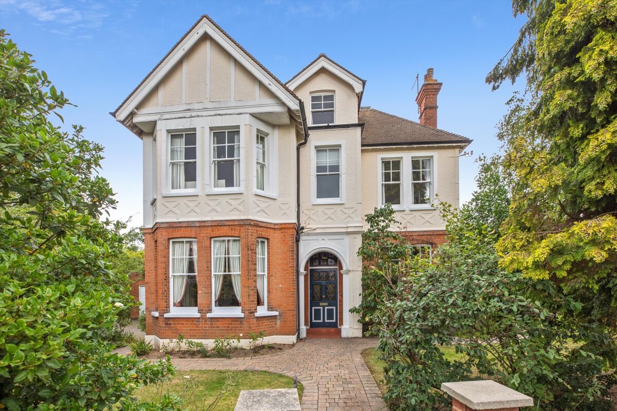 house for sale in Albany Crescent, Claygate, Esher, Surrey, KT10