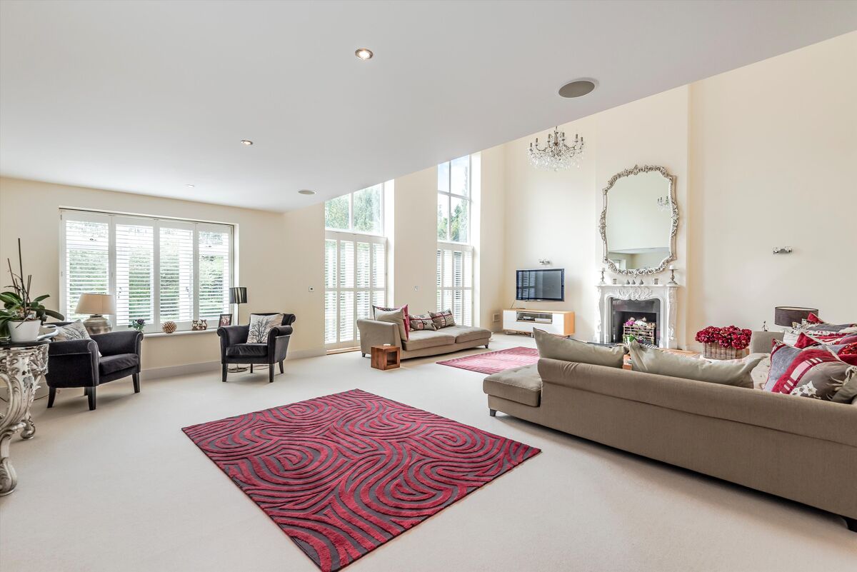 house for sale in Littleworth Lane, Esher, Surrey, KT10 ESH012019528