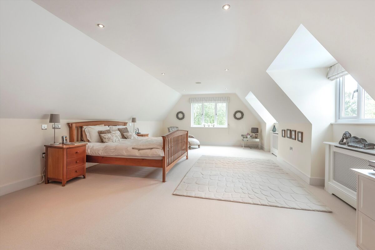 house for sale in Littleworth Lane, Esher, Surrey, KT10 ESH012019528