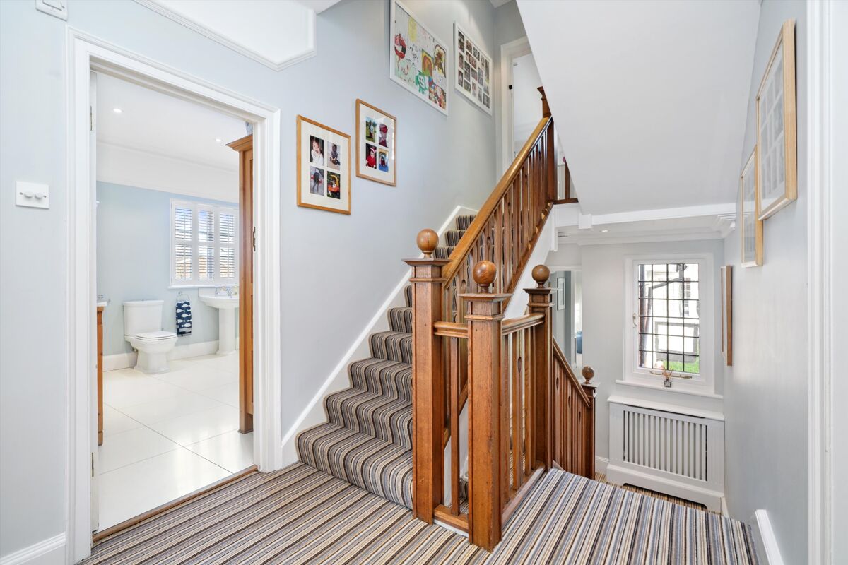 house for sale in Oakfield Road, Ashtead, Surrey, KT21 ESH012042869