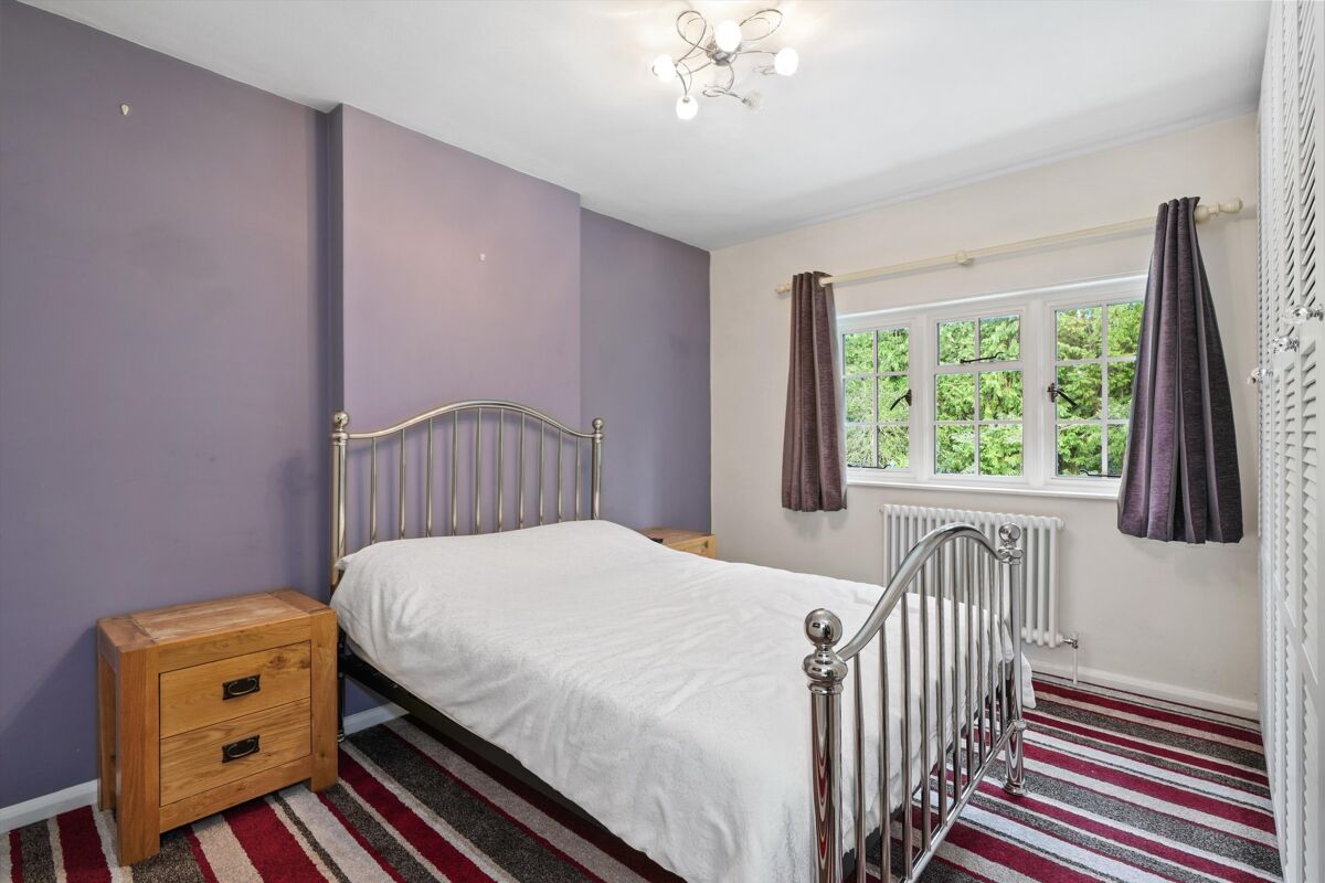 house for sale in Oxshott Road, Leatherhead, Surrey, KT22