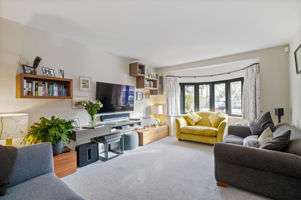 house for sale in Hampton Court Avenue, East Molesey, Surrey, KT8 ESH012122691 Knight Frank