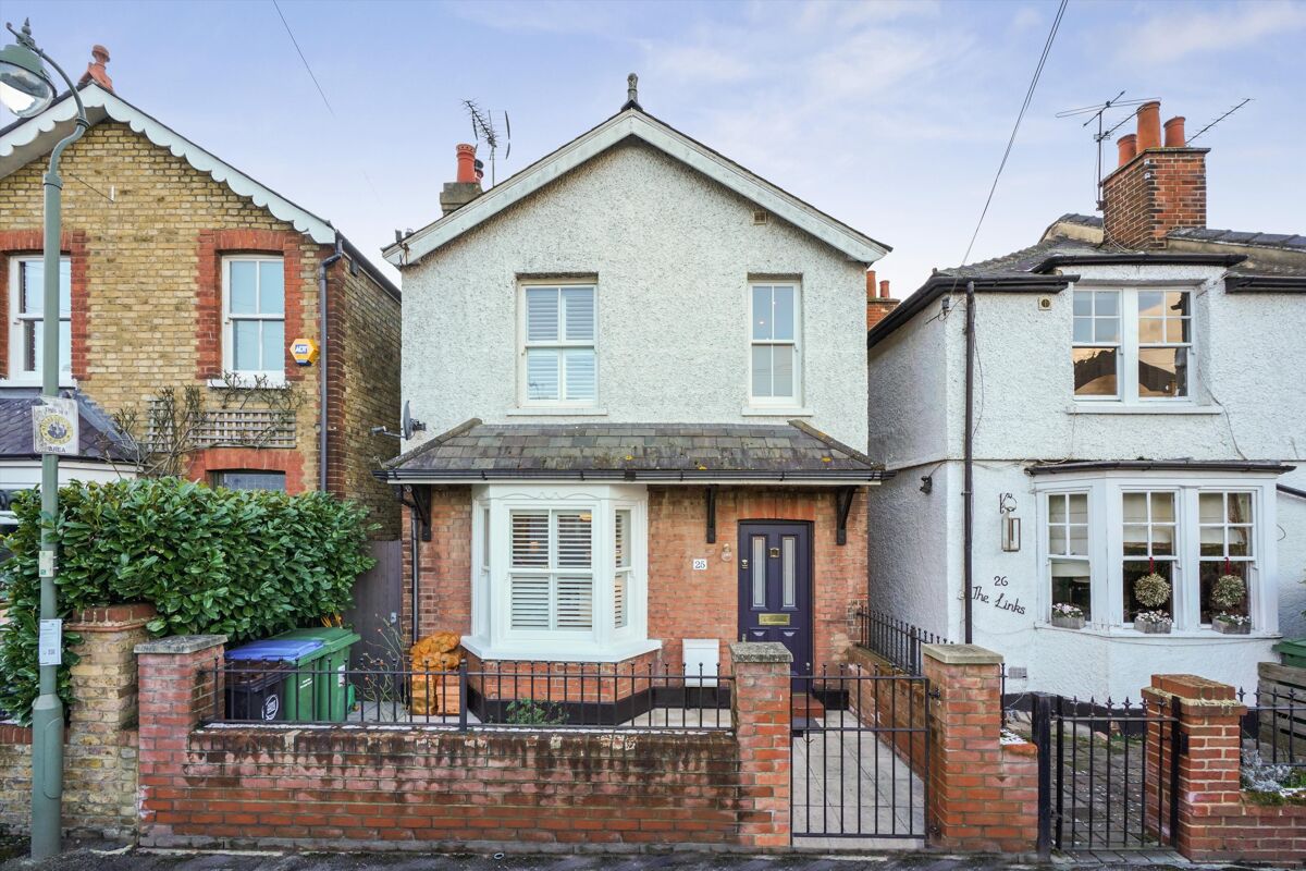 house for sale in Summer Gardens, East Molesey, Surrey, KT8 ESH012138860 Knight Frank