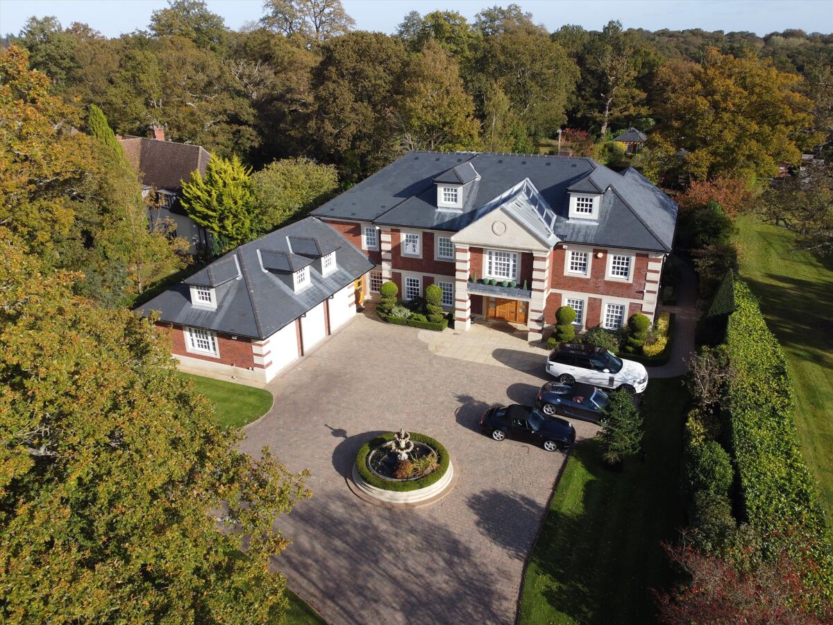 house for sale in Pachesham Park, Leatherhead, Surrey, KT22