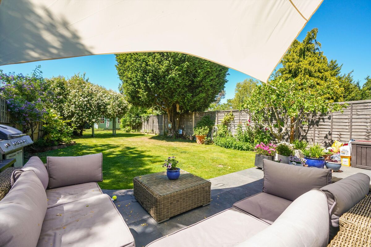 house for sale in Hurst Lane, East Molesey, Surrey, KT8 ESH012170311