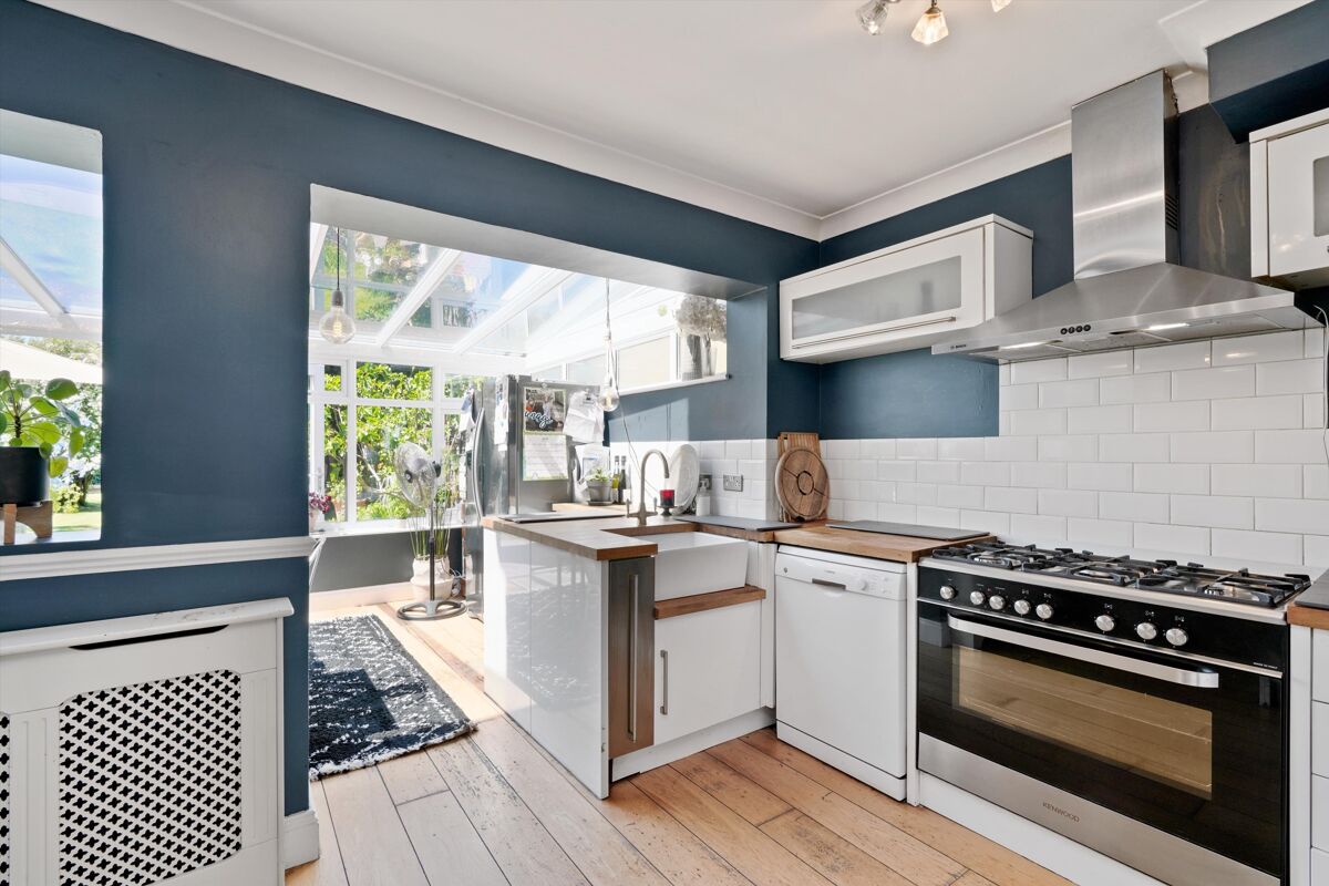 house for sale in Hurst Lane, East Molesey, Surrey, KT8 ESH012170311