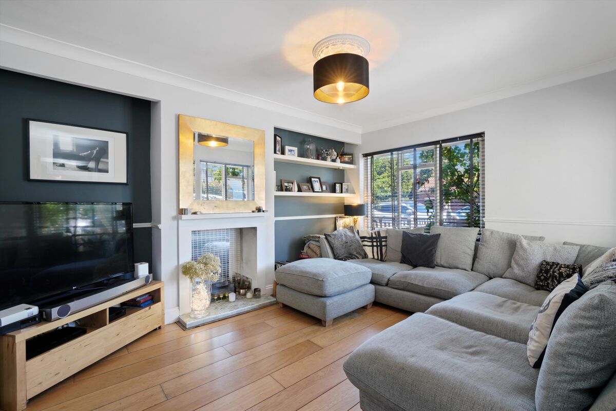 house for sale in Hurst Lane, East Molesey, Surrey, KT8 ESH012170311