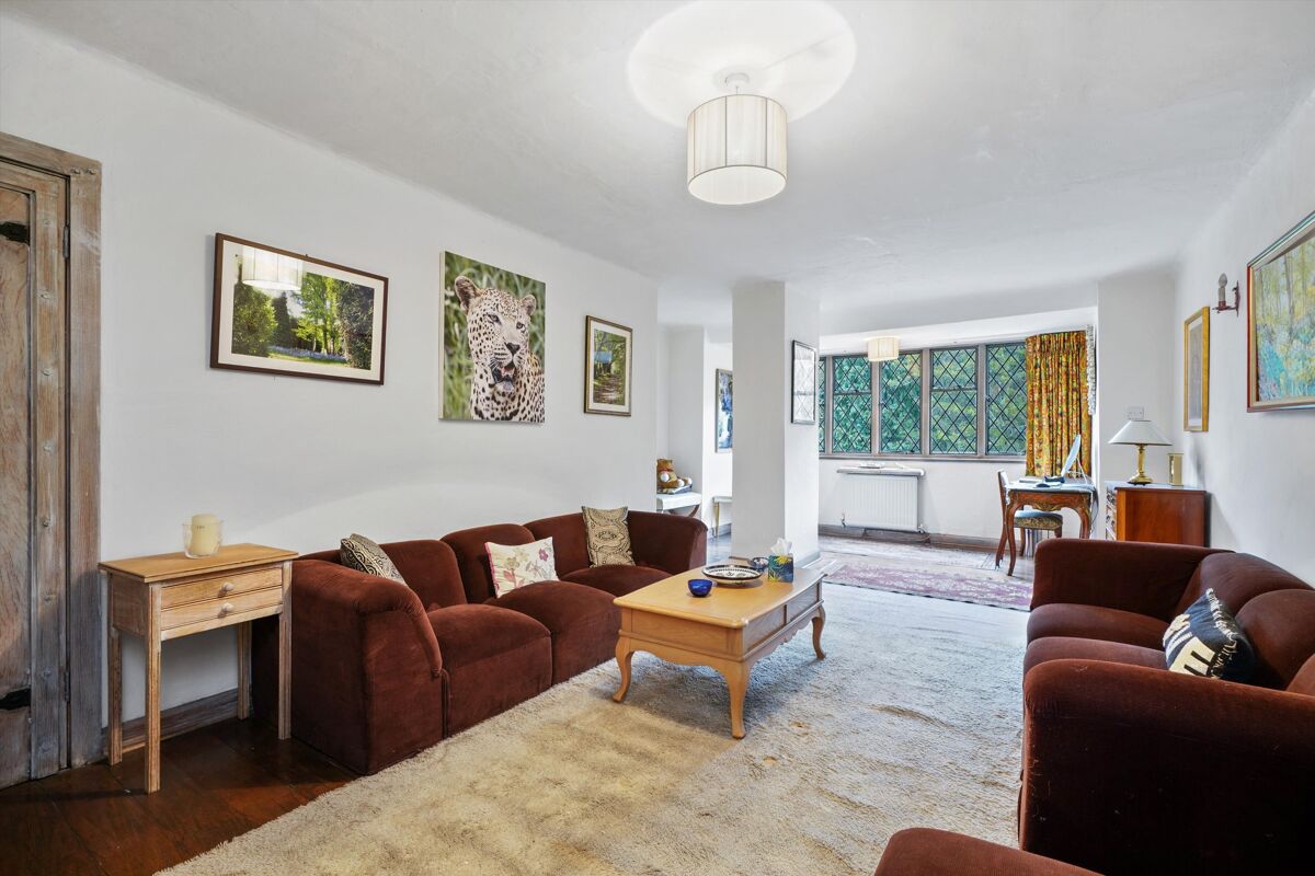 house for sale in Blackhills, Esher, Surrey, KT10 ESH012176048