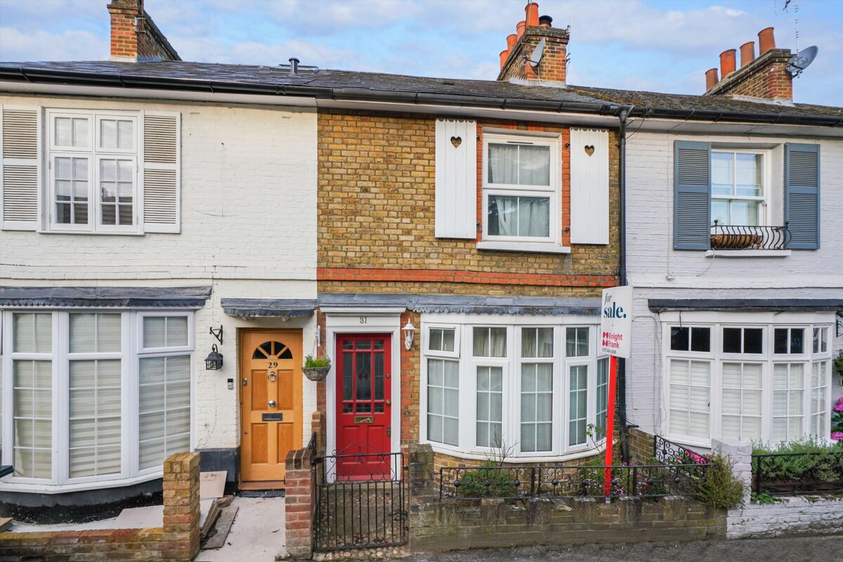 house for sale in Park Road, Esher, Surrey, KT10 ESH012181351