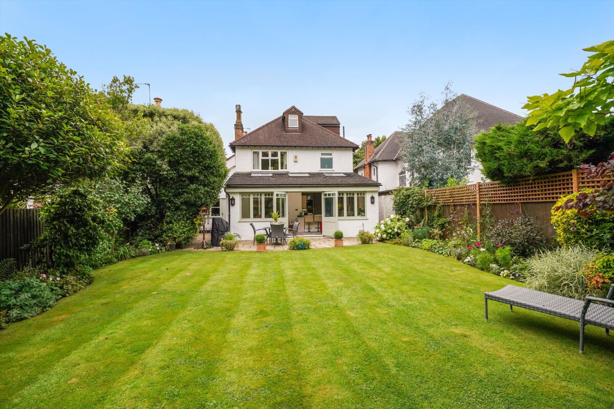 house for sale in Lower Green Road, Esher, Surrey, KT10 ESH012191717