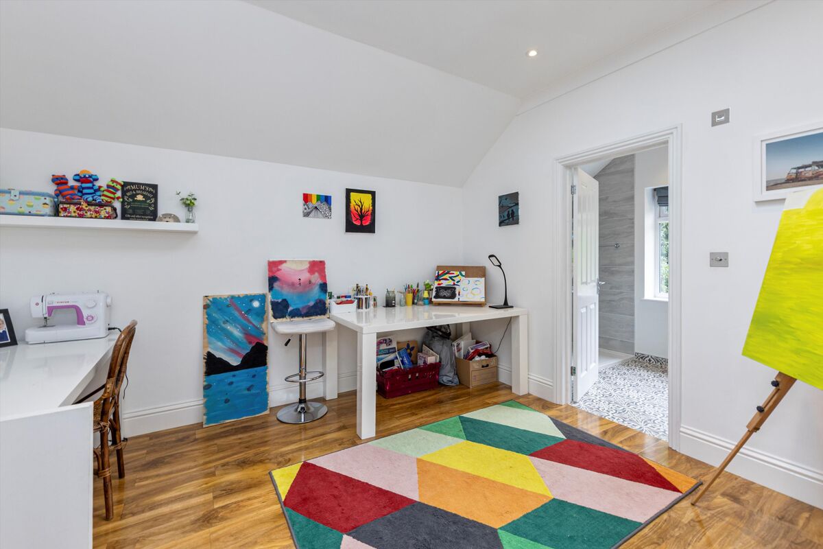 house for sale in Cherry Orchard, Ashtead, Surrey, KT21 ESH012193794