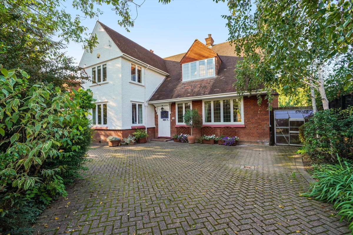house for sale in Imber Park Road, Esher, Surrey, KT10 ESH012196219 Knight Frank