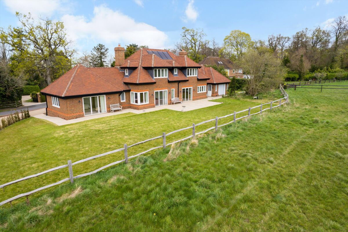 house for sale in Oaken Coppice, Ashtead, Surrey, KT21 ESH012212889