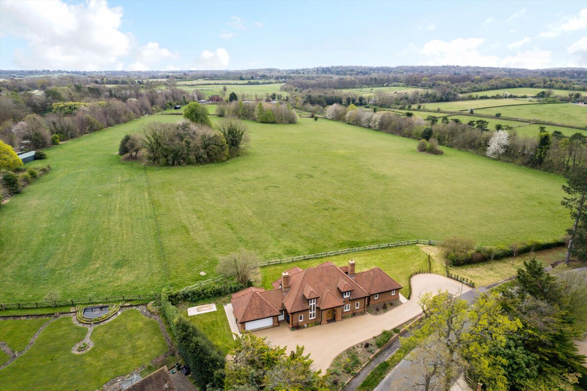 house for sale in Oaken Coppice, Ashtead, Surrey, KT21 ESH012212889