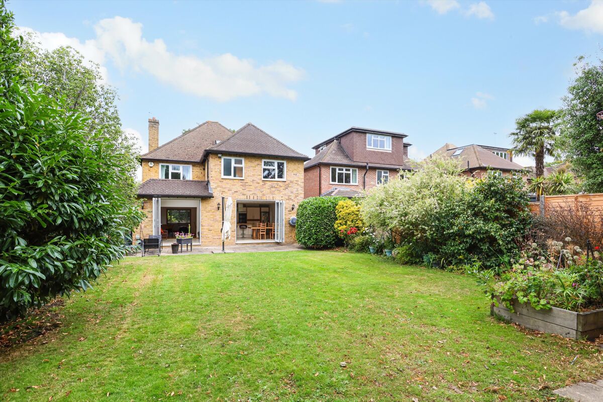 house for sale in Hermitage Close, Claygate, Esher, Surrey, KT10