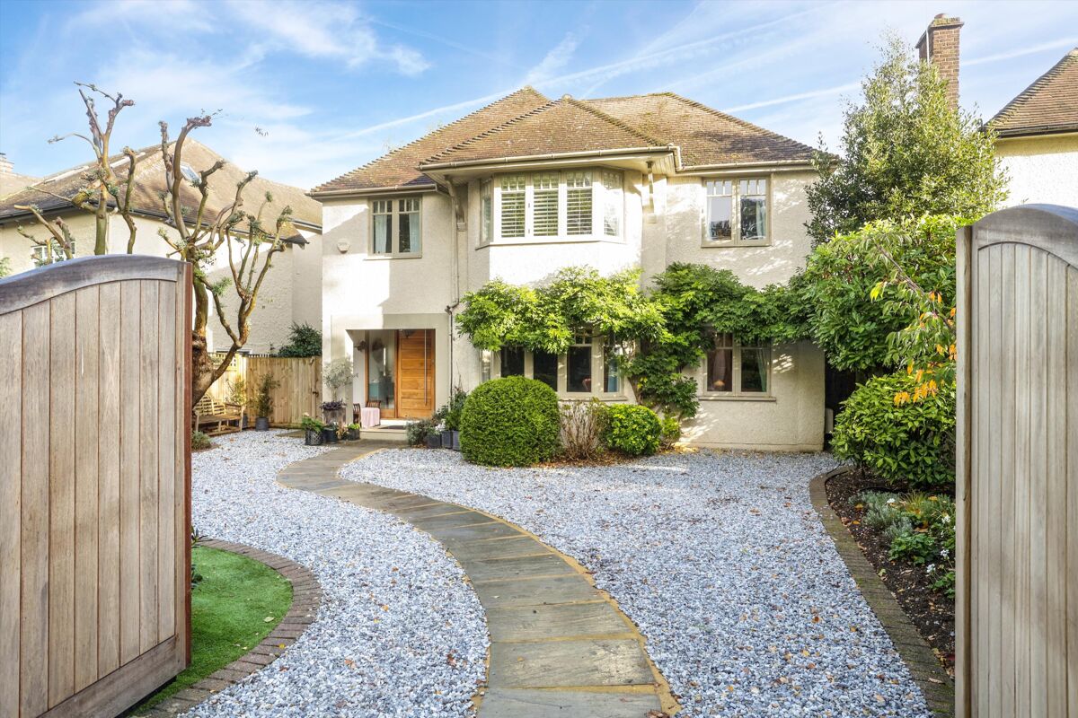 house for sale in Palace Road, East Molesey, Surrey, KT8 ESH012236309