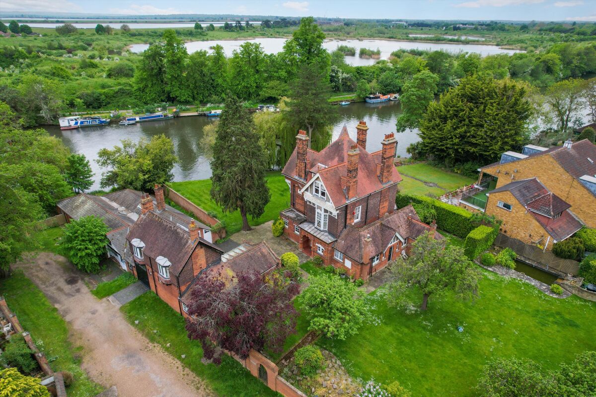 house for sale in Lower Hampton Road, SunburyonThames, Surrey, TW16