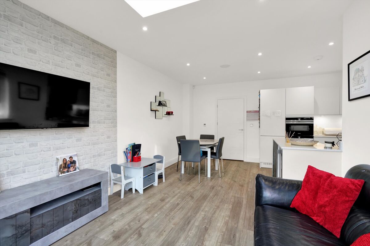 house for sale in Carleton Avenue, East Molesey, Surrey, KT8