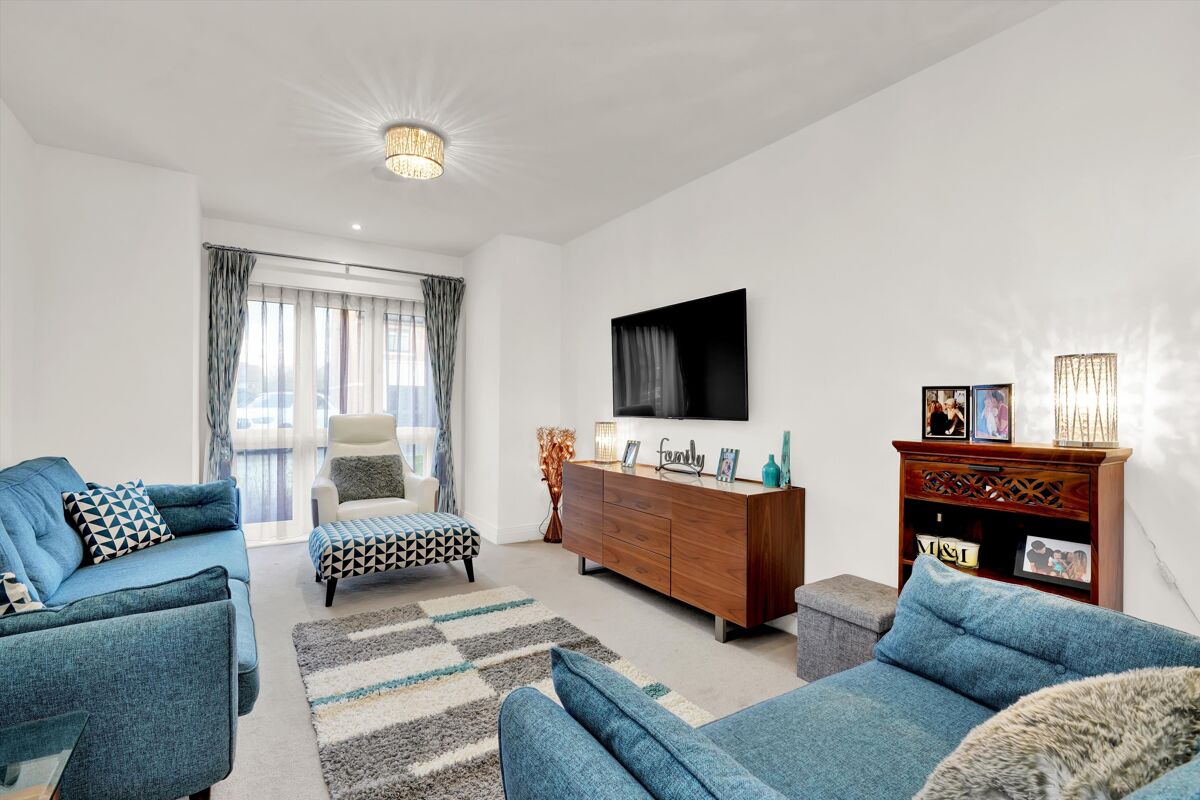 house for sale in Carleton Avenue, East Molesey, Surrey, KT8