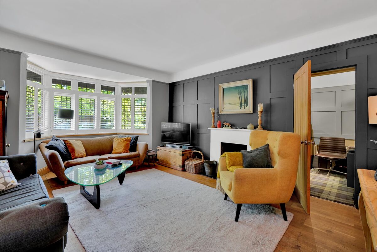 house for sale in Lammas Lane, Esher, Surrey, KT10 ESH012281226