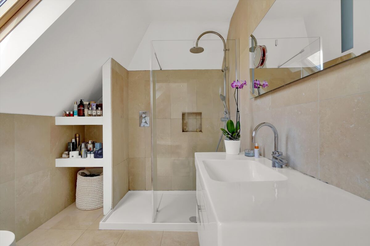 house for sale in Lammas Lane, Esher, Surrey, KT10 ESH012281226