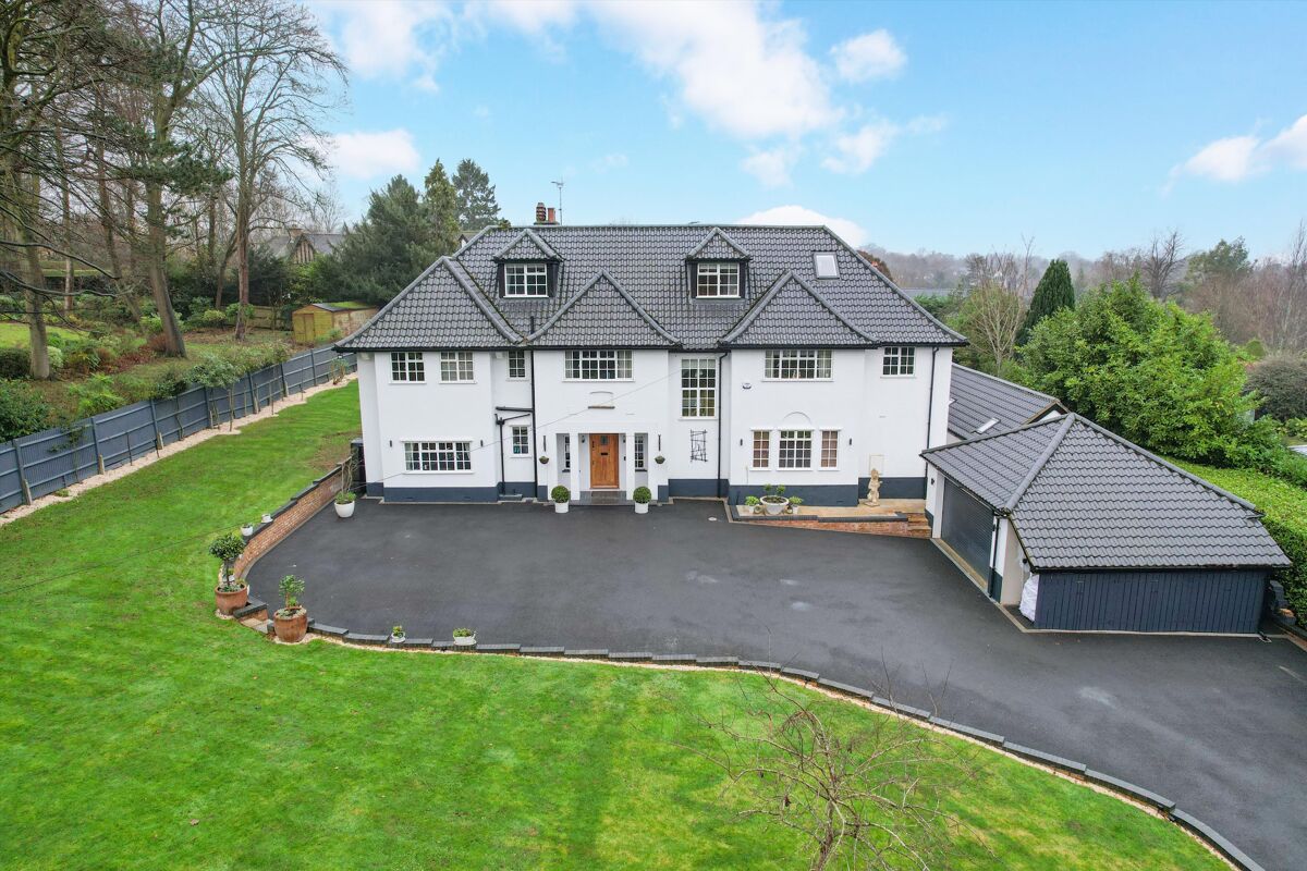 house for sale in Park Lane, Ashtead, Surrey, KT21 ESH012312668