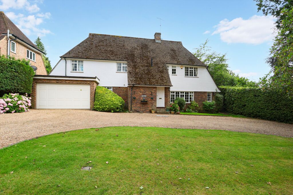 Image of Park Close, Esher, Surrey, KT10