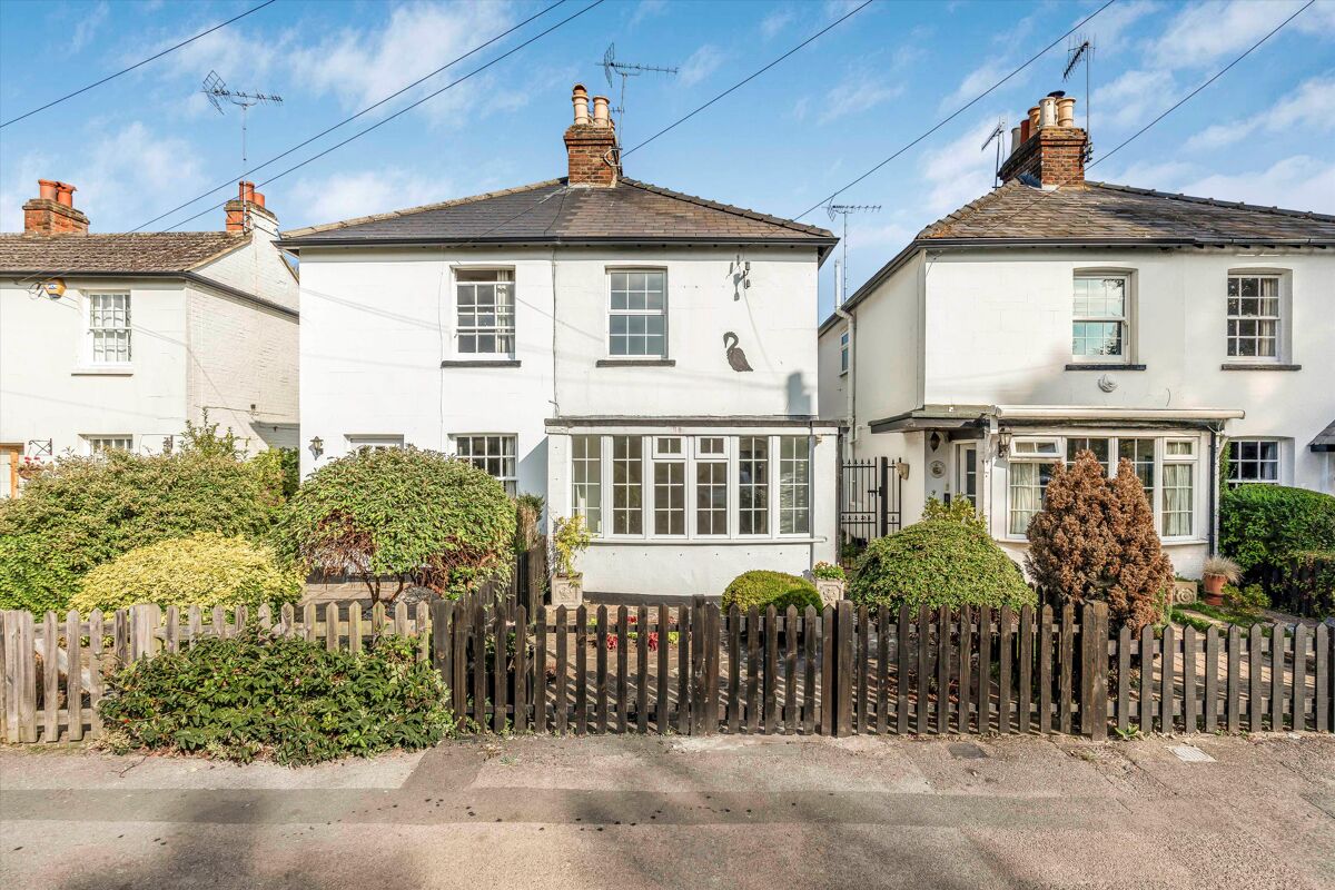 house for sale in Winterdown Road, Esher, Surrey, KT10 ESH012360656