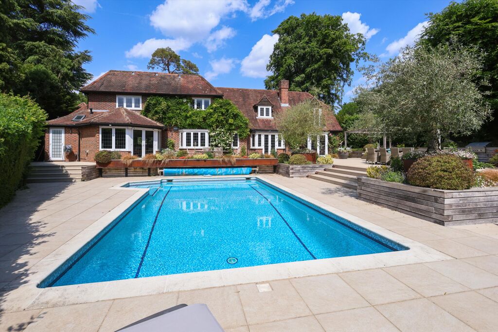 Image of Tyrrells Wood, Leatherhead, Surrey, KT22