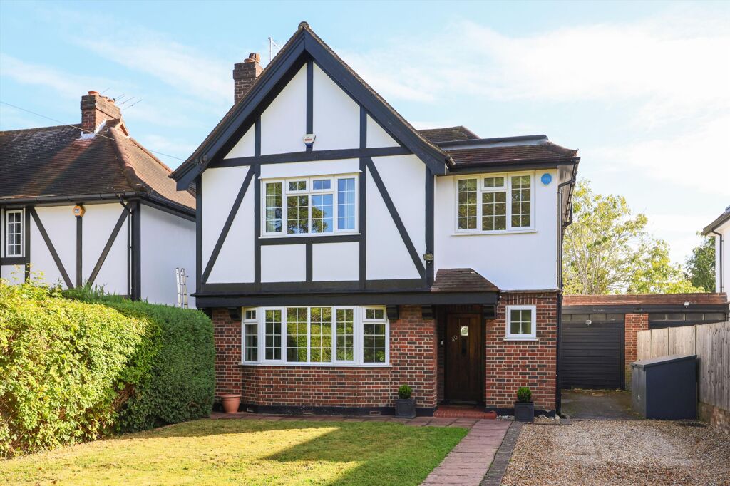 Image of Oaken Lane, Claygate, Esher, Surrey, KT10