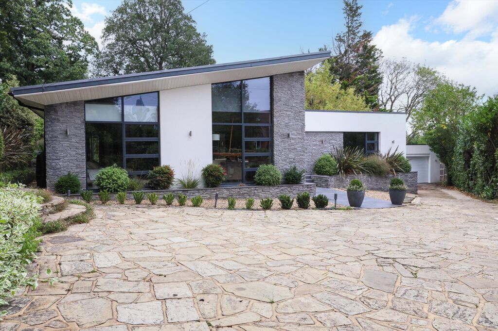 Image of Riverside Drive, Esher, Surrey, KT10