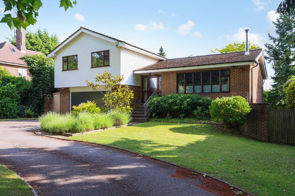 Image of Park Lane, Ashtead, Surrey, KT21