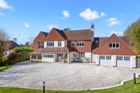 Picture of 6 bedroom house for sale.
