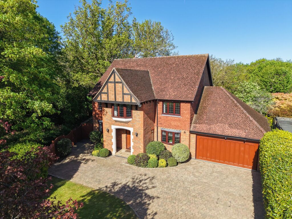 Image of Oatlands Drive, Weybridge, Surrey KT13