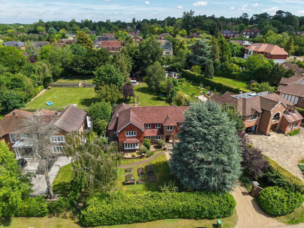 Image of Grays Lane, Ashtead, Surrey KT21