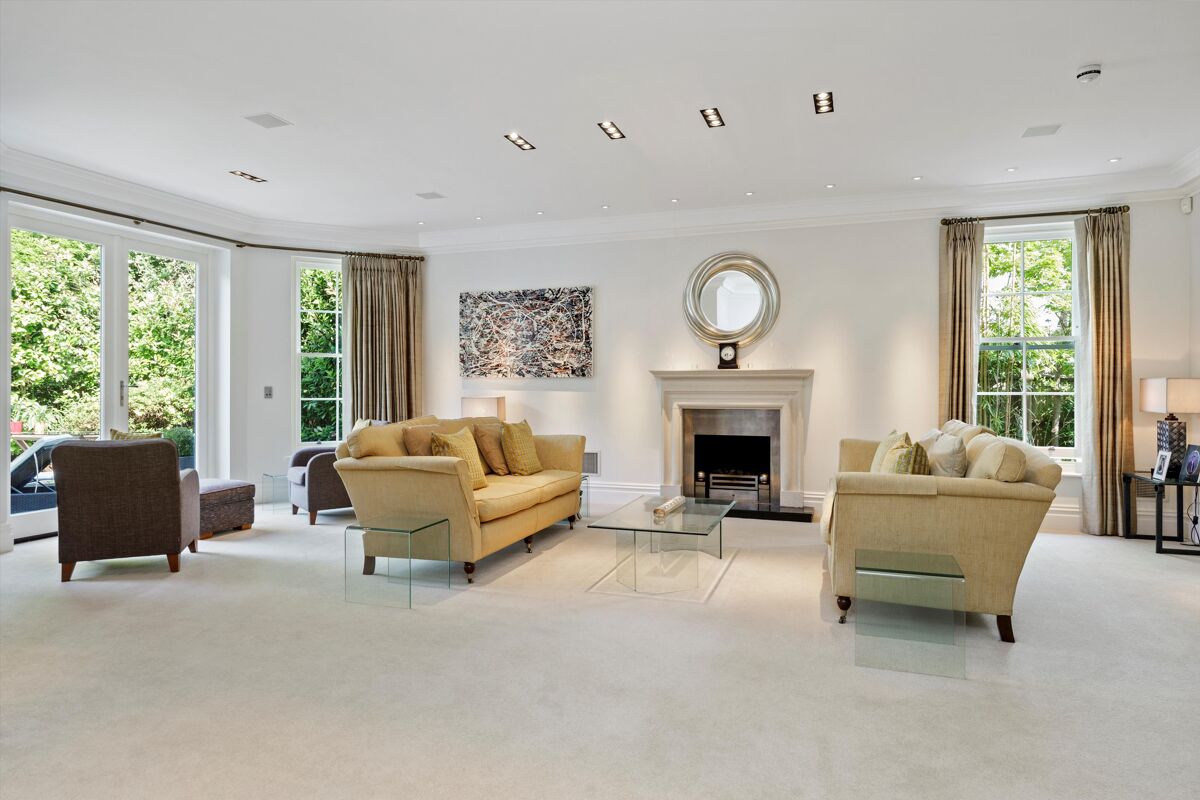 house for sale in New Road, Esher, Surrey, KT10 ESH050126 Knight Frank